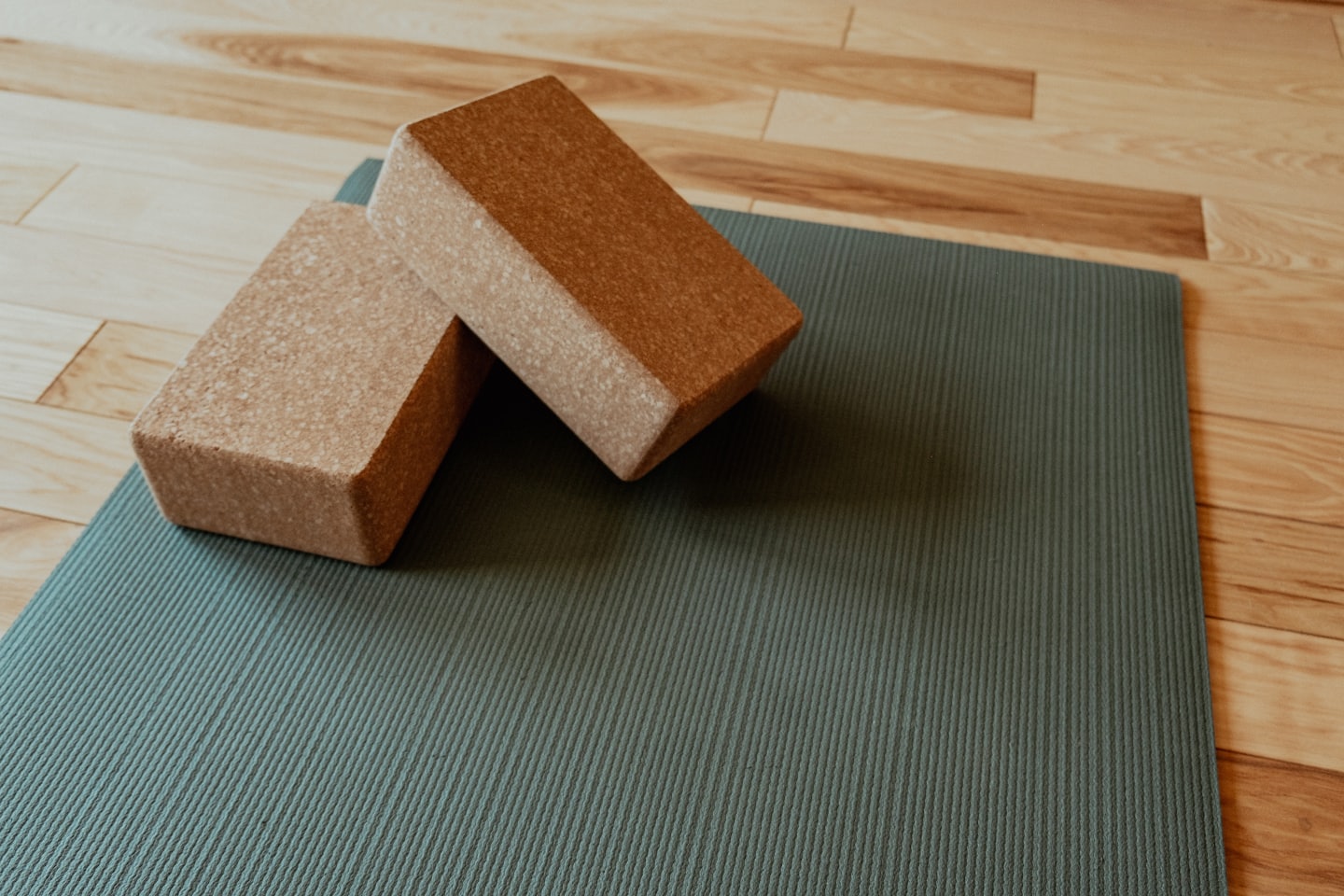 Mattoncino Pilates su tappetino